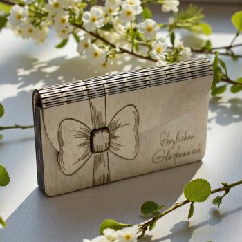 Holz‑Umschlag mit Schriftzug „Herzlichen Glückwunsch“, sauber gelasert, dekorative Geschenkverpackung für Geld oder Widmungen